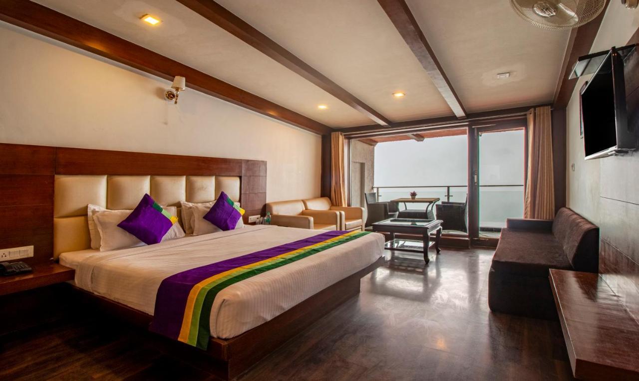 Treebo Premium Queen Of Hills Near Mall Road Masuri Exterior foto