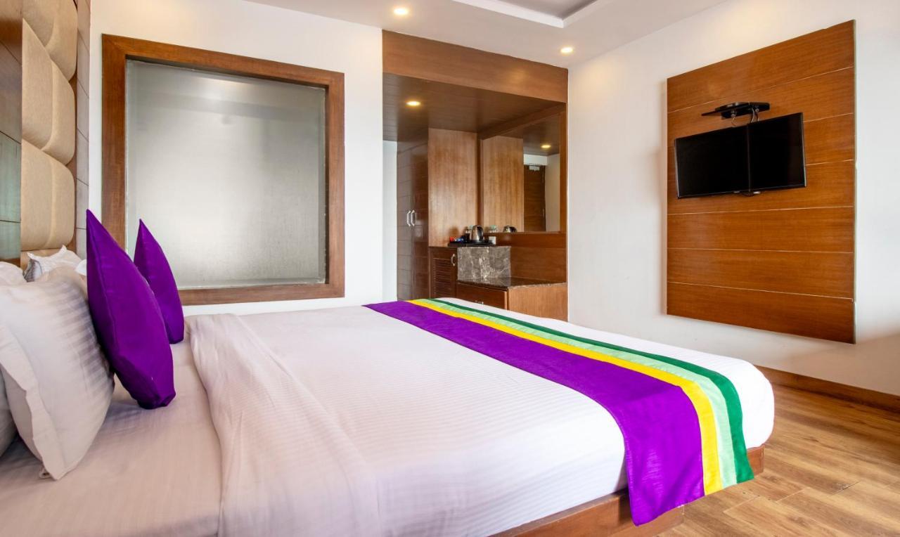 Treebo Premium Queen Of Hills Near Mall Road Masuri Exterior foto